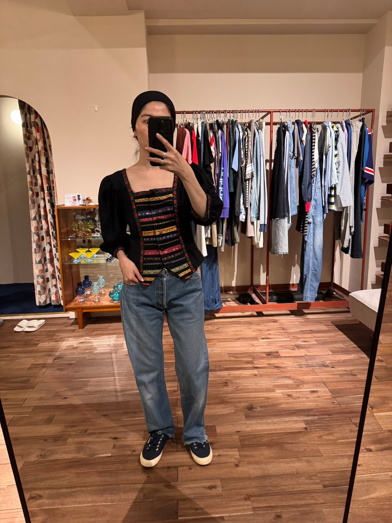 90's Levi's 501 Cut-off Denim / MADE IN UK (Button 311)（94年製 リーバイス 501 イギリス製 / 裾カットオフ）