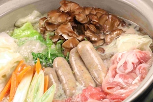 【予約販売】麺屋剛×島田屋　ラーメン鍋　豪華贅沢満腹4人前セット　チャーセージ、餃子付