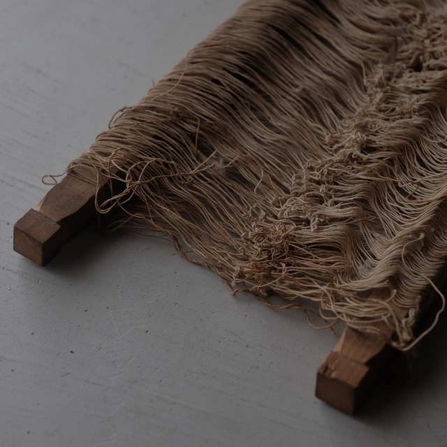 Thread heddle