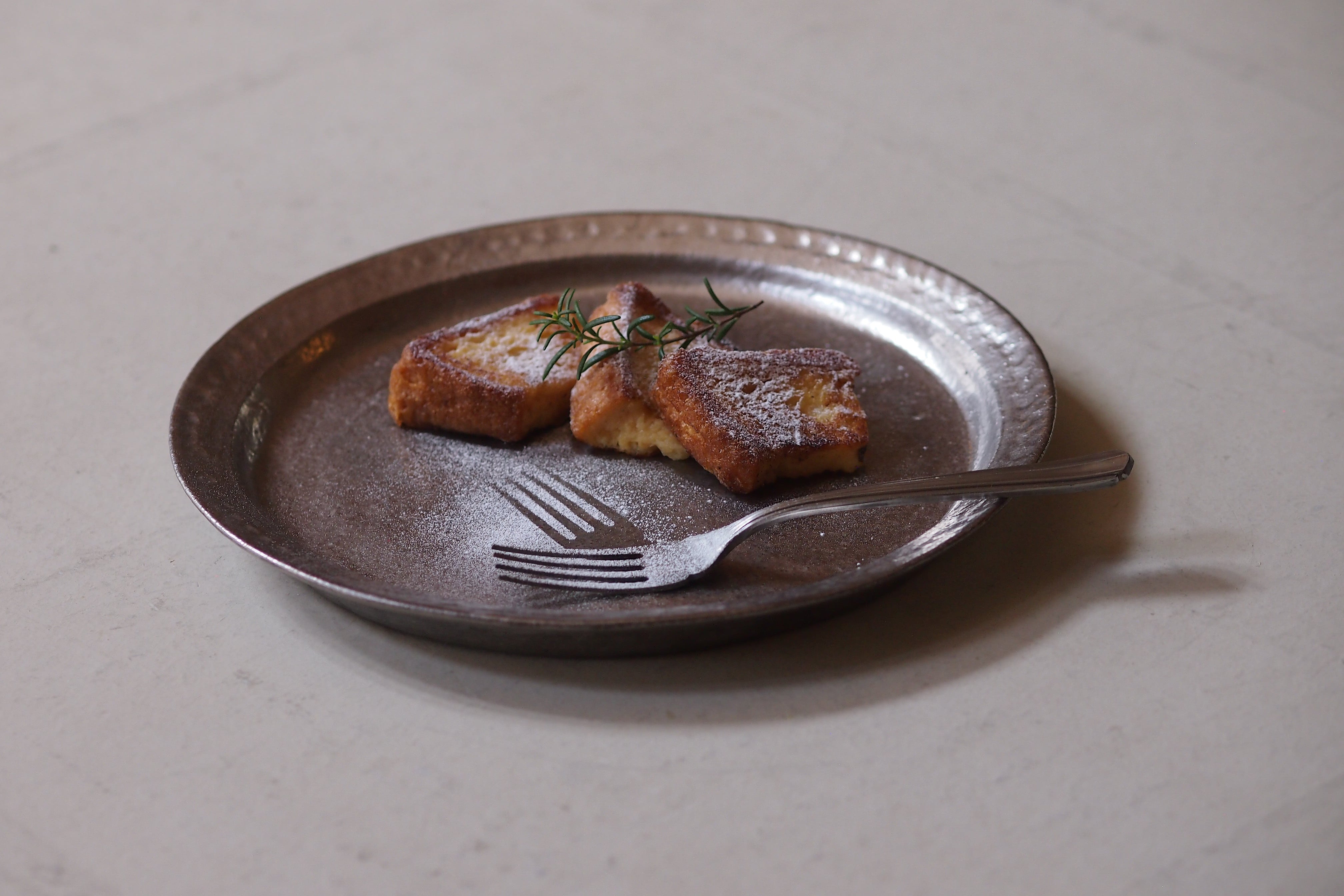 竹俣勇壱 10.Ryo フィッシュスプーン | 陶屋なづな