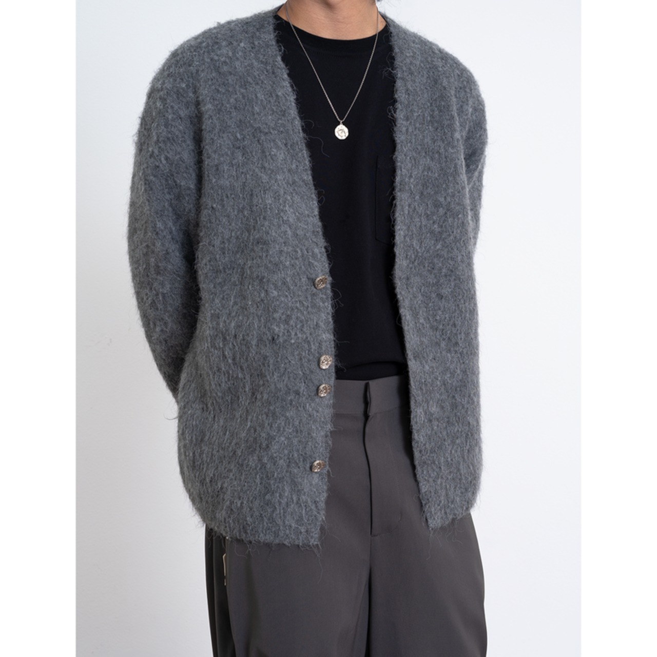 ボタンアクセントニットカーディガン　957