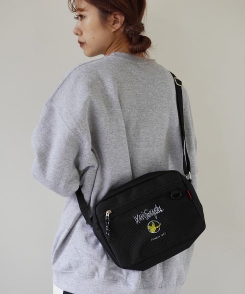 【(What it isNt)ART BY MARKGONZALES / (ワットイットイズント) アートバイ マークゴンザレス 】 ゴンバト レクタングル ショルダー バッグ ブラック/ホワイト 2H9-63188