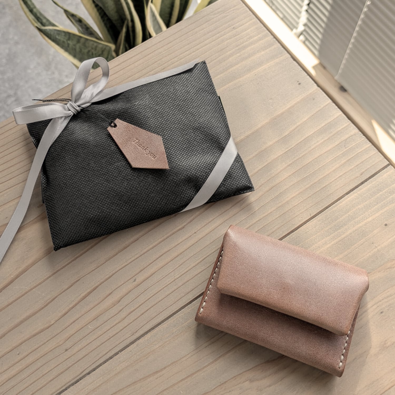 □国産 本革 ロロマ レザー コンパクト な コインケース ☆グリーン