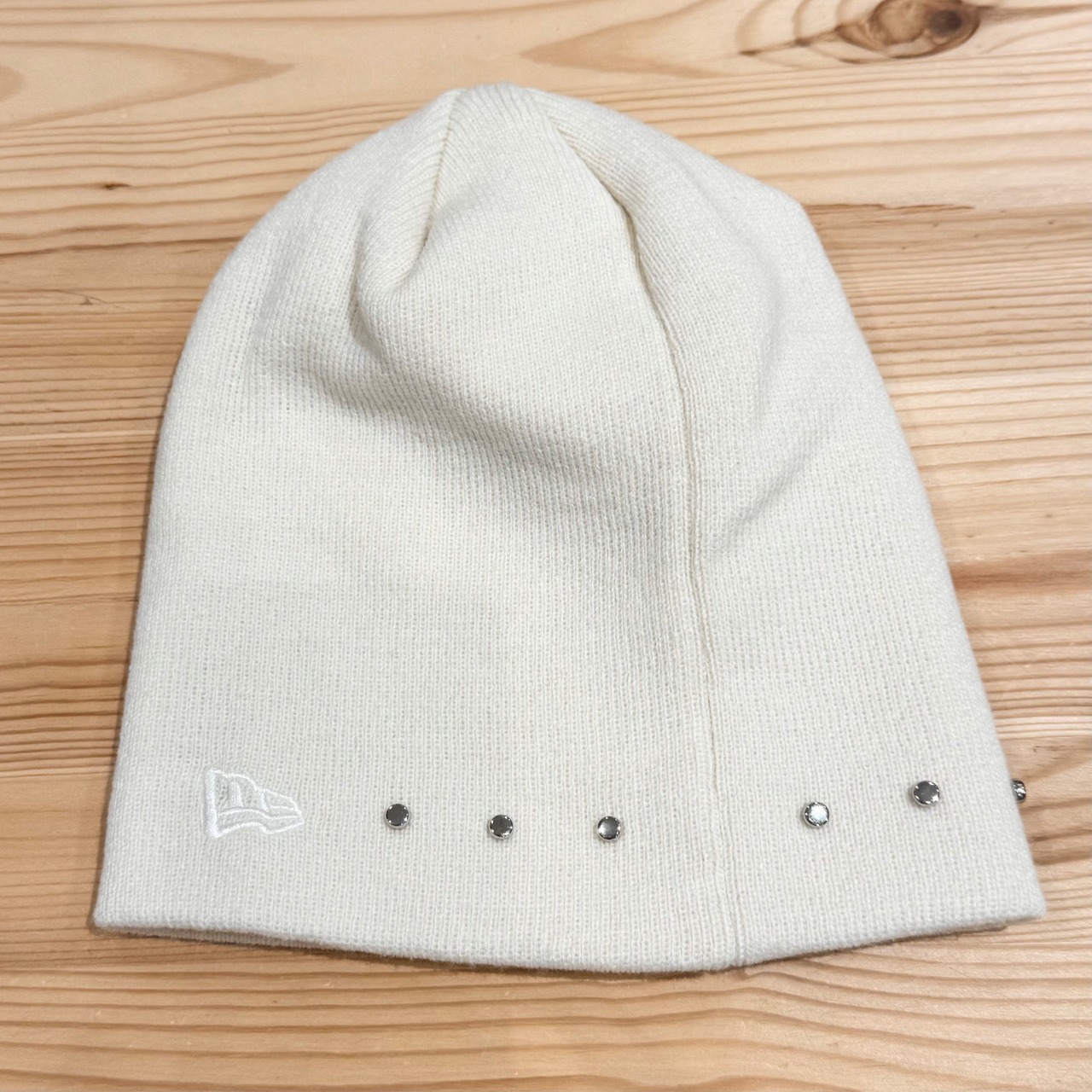 NEW ERA BASIC BEANIE STUDS OSFM 2種