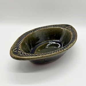 高橋あい 紡鐘型グラタン皿 呉須_益子原土