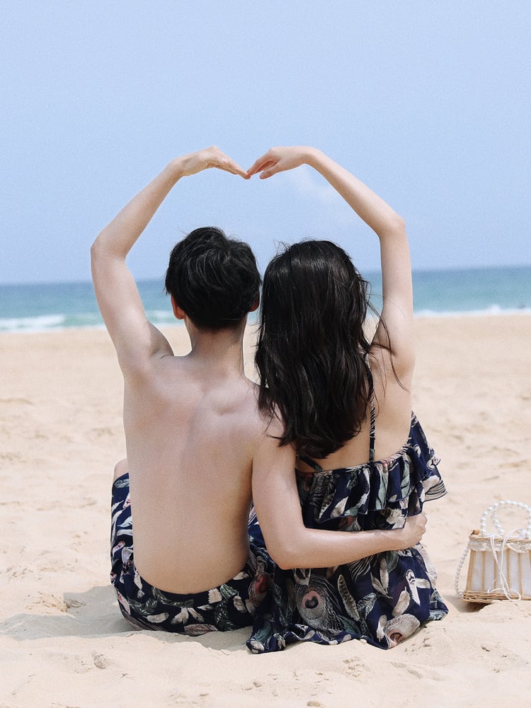 海辺のビーチカップル水着2021新型カップル新婚旅行ビキニセット温泉