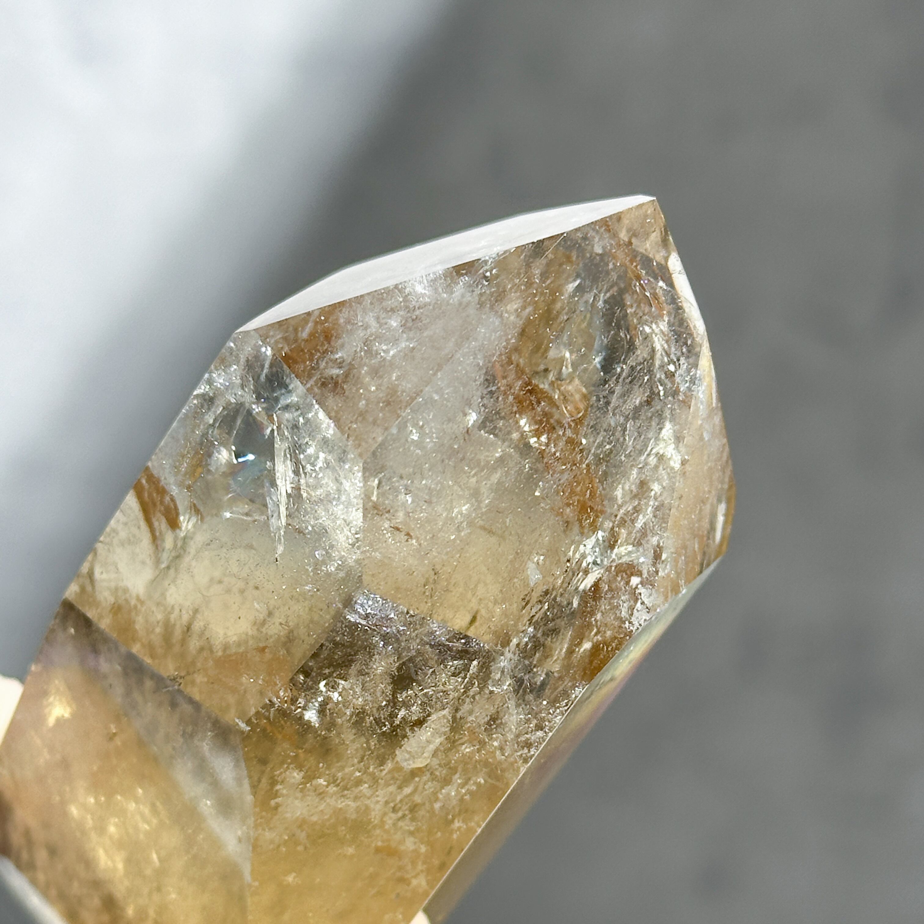 虹◎シトリン（黄水晶） フリーフォーム23◇ Citrine ◇ 天然石・鉱物