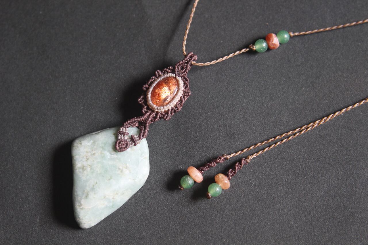 Itoigawa Jade & Sunstone micro macrame pendant