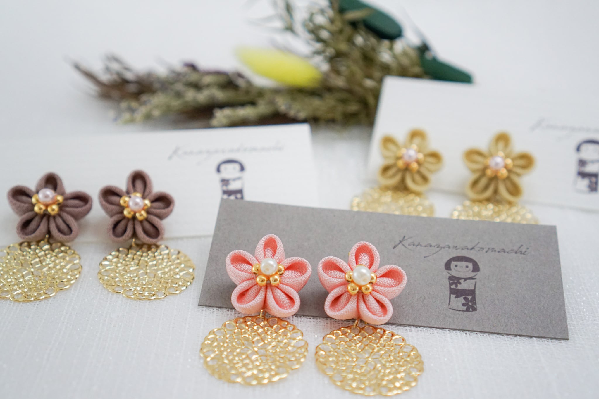 つまみ細工ピアスNO.10*Light color*