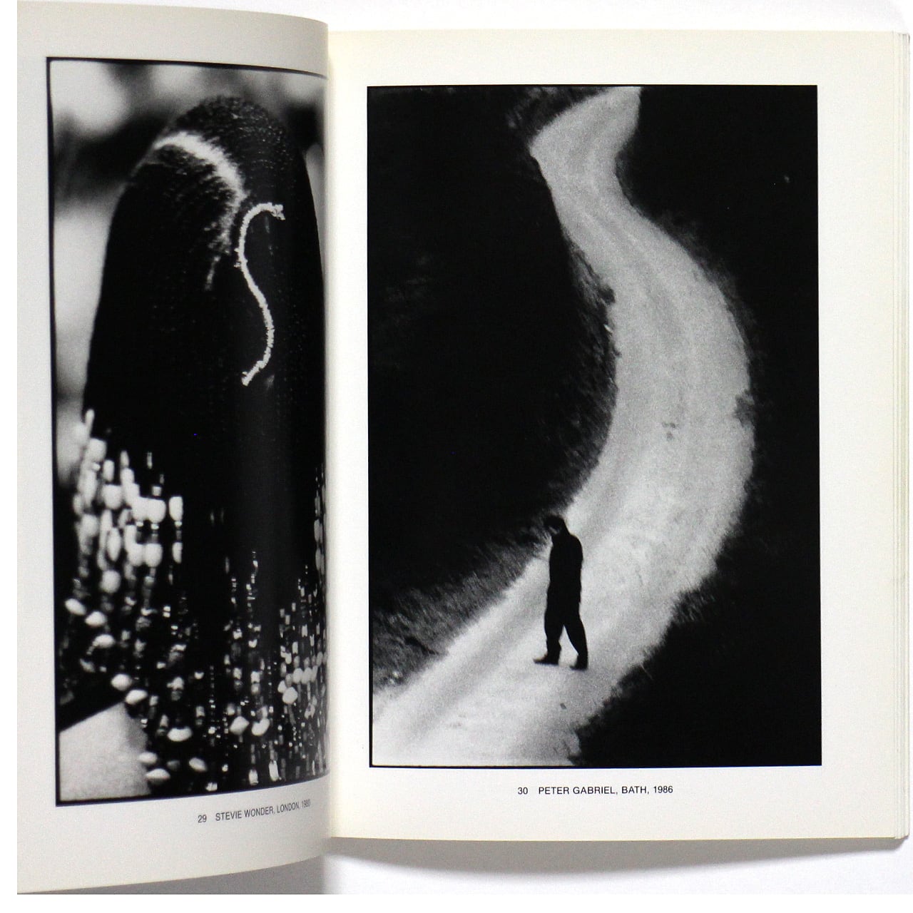 ★アントン・コービン写真集ANTON CORBIJN 33 STILLLIVES Anton Corbijn: Allegro アントン・コービン：アレグロ | OTOGUSU Shop