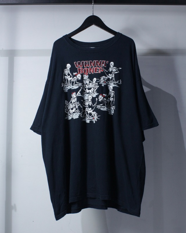 【Caka BLACK】 “四十八手” Skeleton Design Vintage Loose T-Shirt