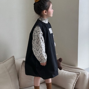 秋小花柄ブラウス&黒ベストドレスセット