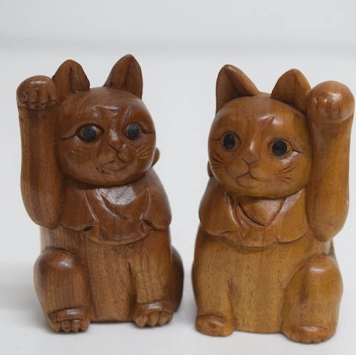 木彫招き猫　右手上げ、左手上げペア　木彫り置物　ねこ　縁起物