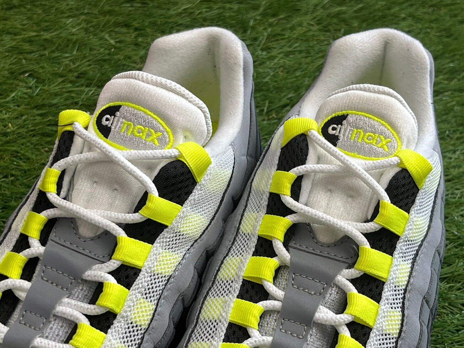 NIKE AIR MAX 95 OG NEON YELLOW CT1689-001 28.5cm 55101 | BRAND  