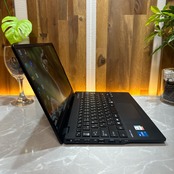 大容量 富士通 LIFEBOOK U9311/F /Core i5 第11世代/メモリ8GB/SSD512GB/ノートパソコン