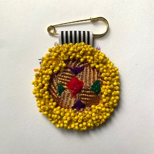 [Trophy] Hand Needle Brooch _14（ヴィンテージ ハンドメイド 刺繍ブローチ）