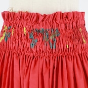 フラダンス 衣装 パウスカート レッド系 シングル シンプル プルメリア柄 ラウアエ柄 フリル かわいい 鮮やか 華やか 明るい おしゃれ ハワイアン アロハ ハワイアンプリント フラ ダンス レッスン 練習 ブラック系 イエロー系 カラフル フラレッスン用