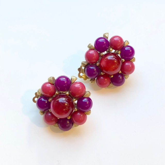 VINTAGE 50's purple beads earrings