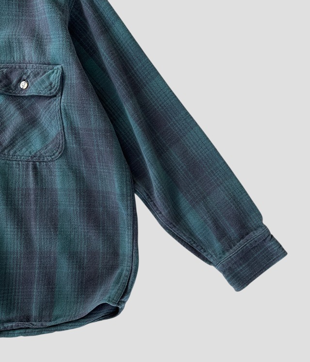-Field&Stream- Vintage 90s Heavy Flannel Shirt