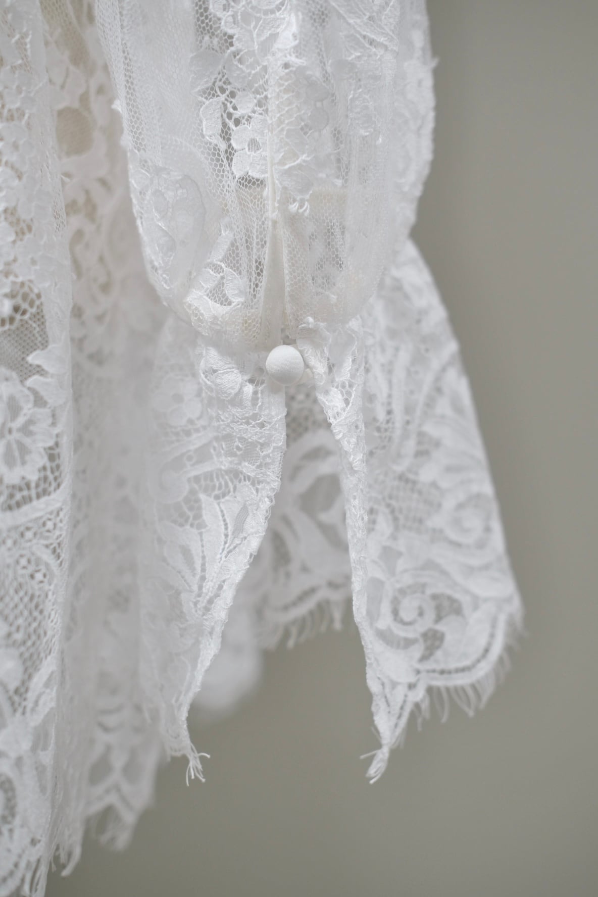 FETICO】LACE GATHERED BLOUSE -White- | loop