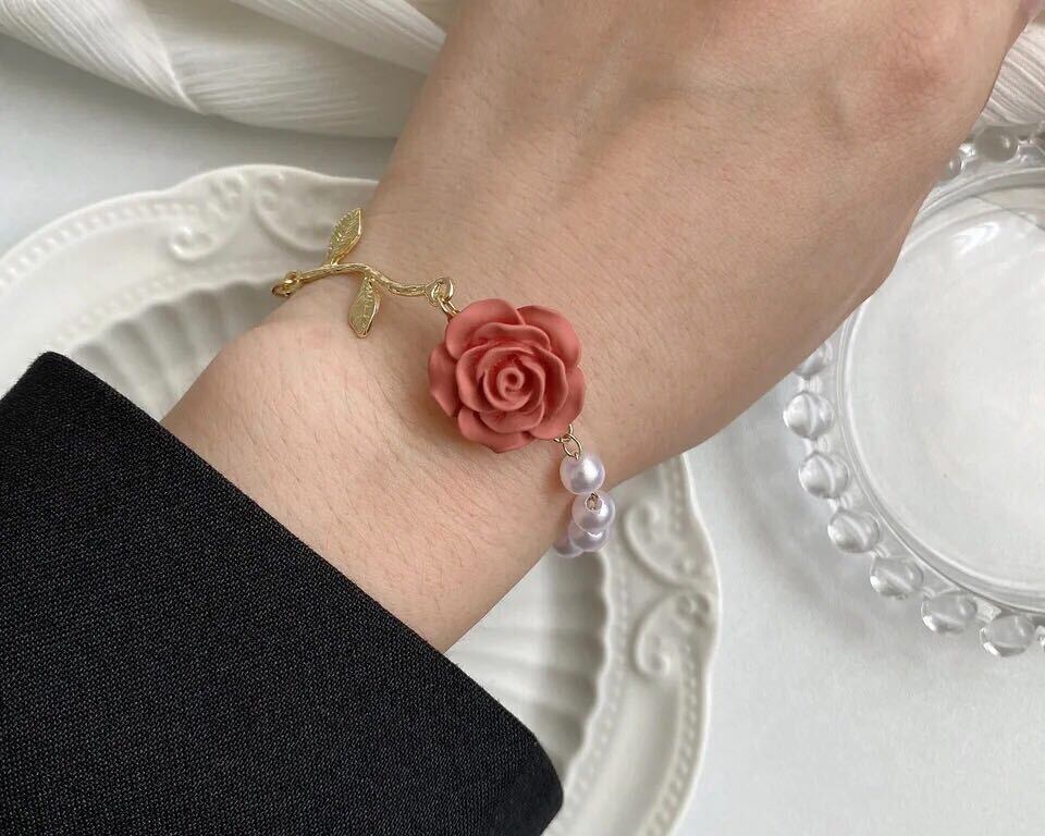 【15】ブレスレット / ローズ / ホワイト / レッド / サイズフリー