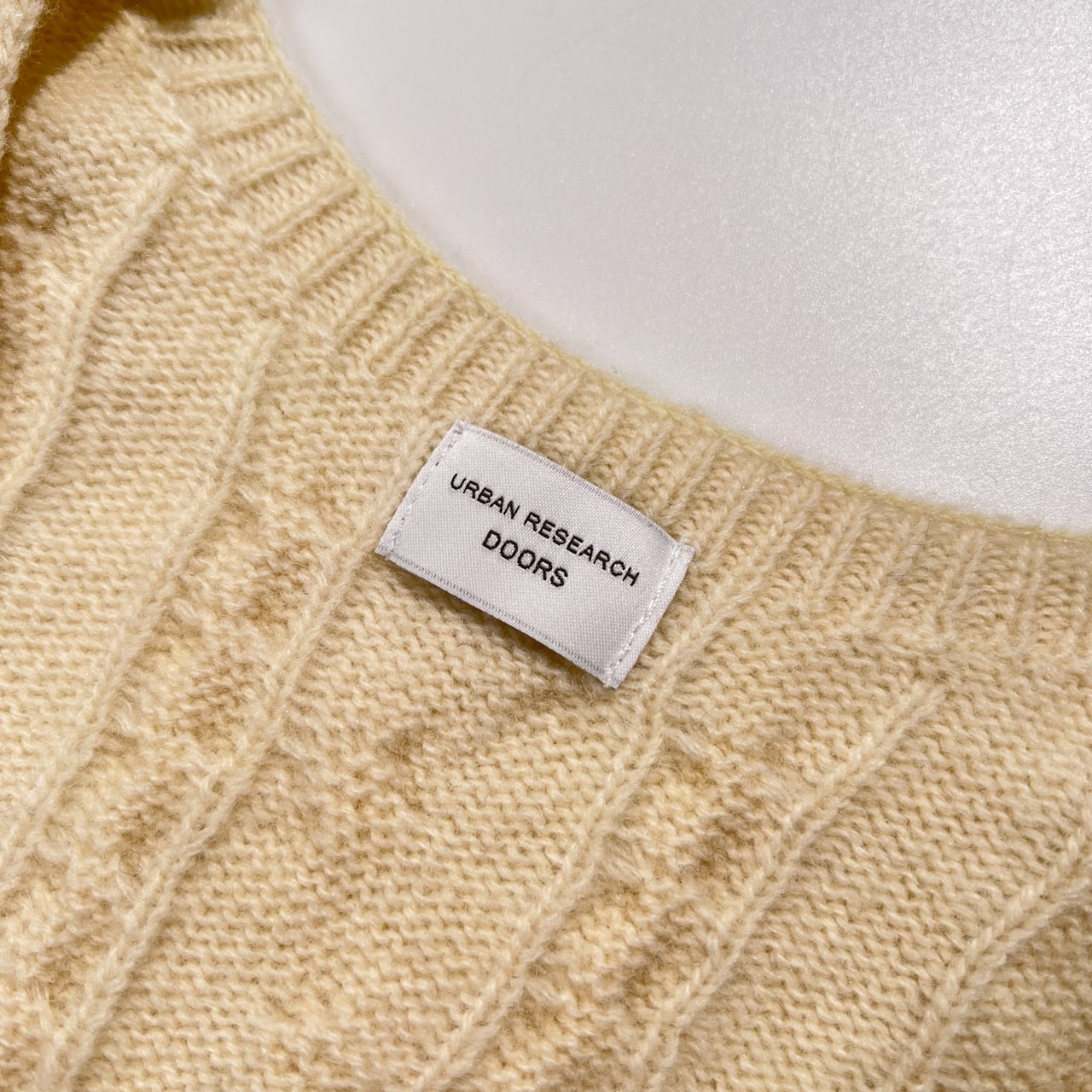 URBAN RESEARCH DOORS アーバンリサーチドアーズ ケーブル編み ウールニットセーター サイズ ONE /アイボリー/レディース