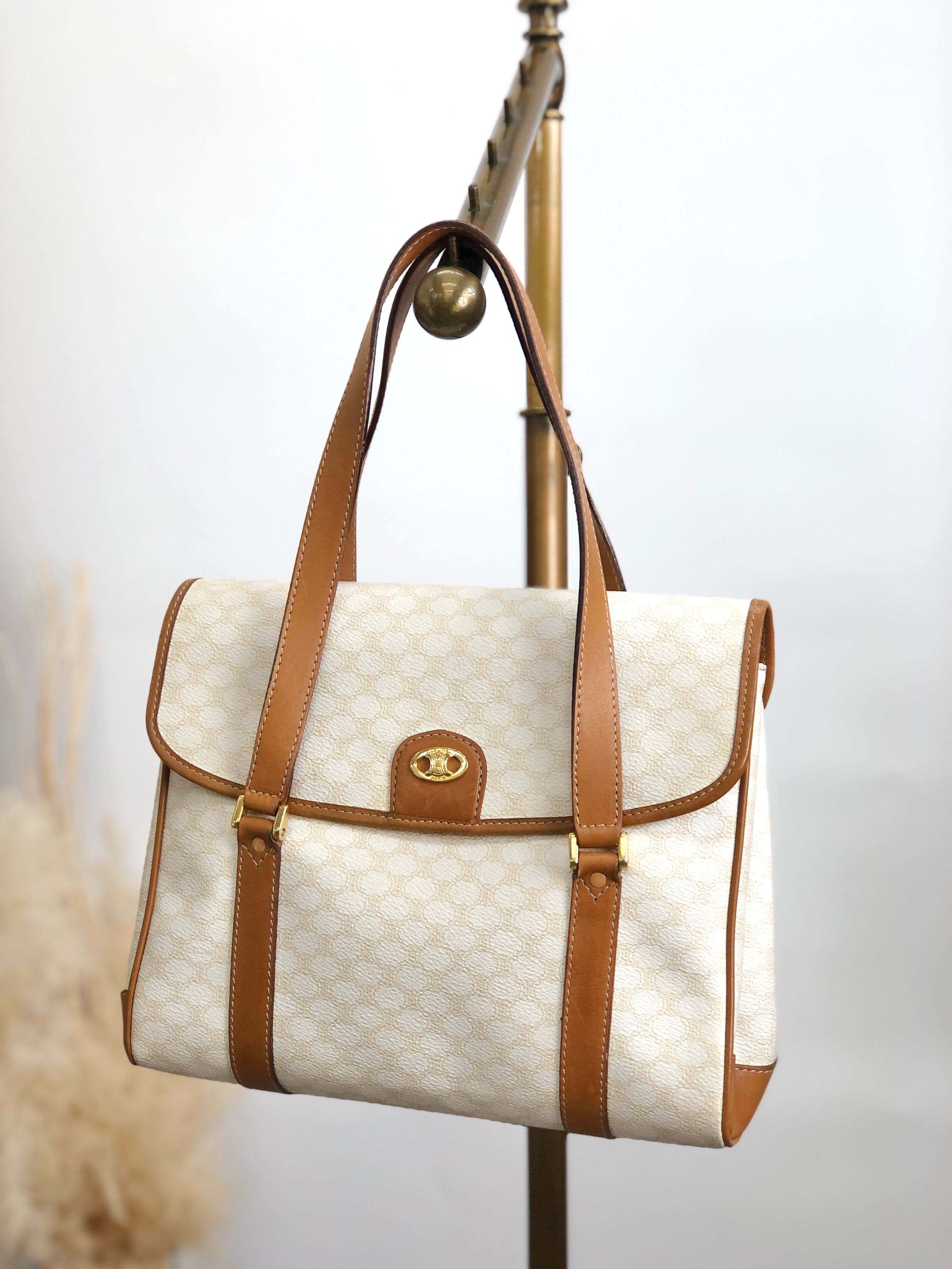 CELINE セリーヌ マカダム  ハンドバッグ ホワイト ブラゾン型押し PVC レザー  jebkgk CELINE セリーヌ マカダム ハンドバッグ ホワイト ブラゾン型押し PVC