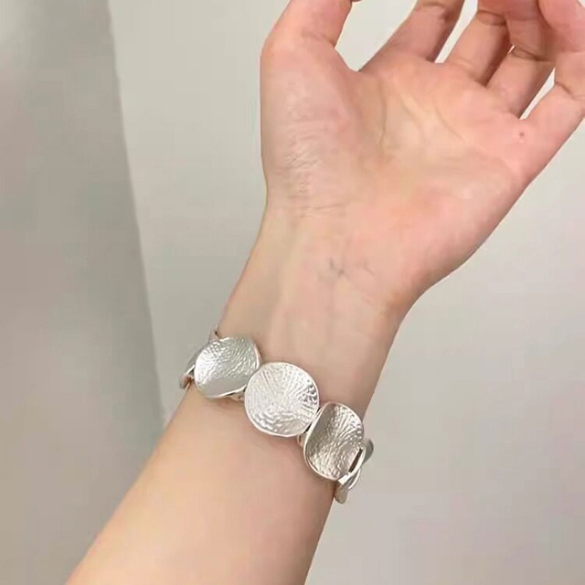 ニュアンスサークルプレートブレスレット 1col R02389