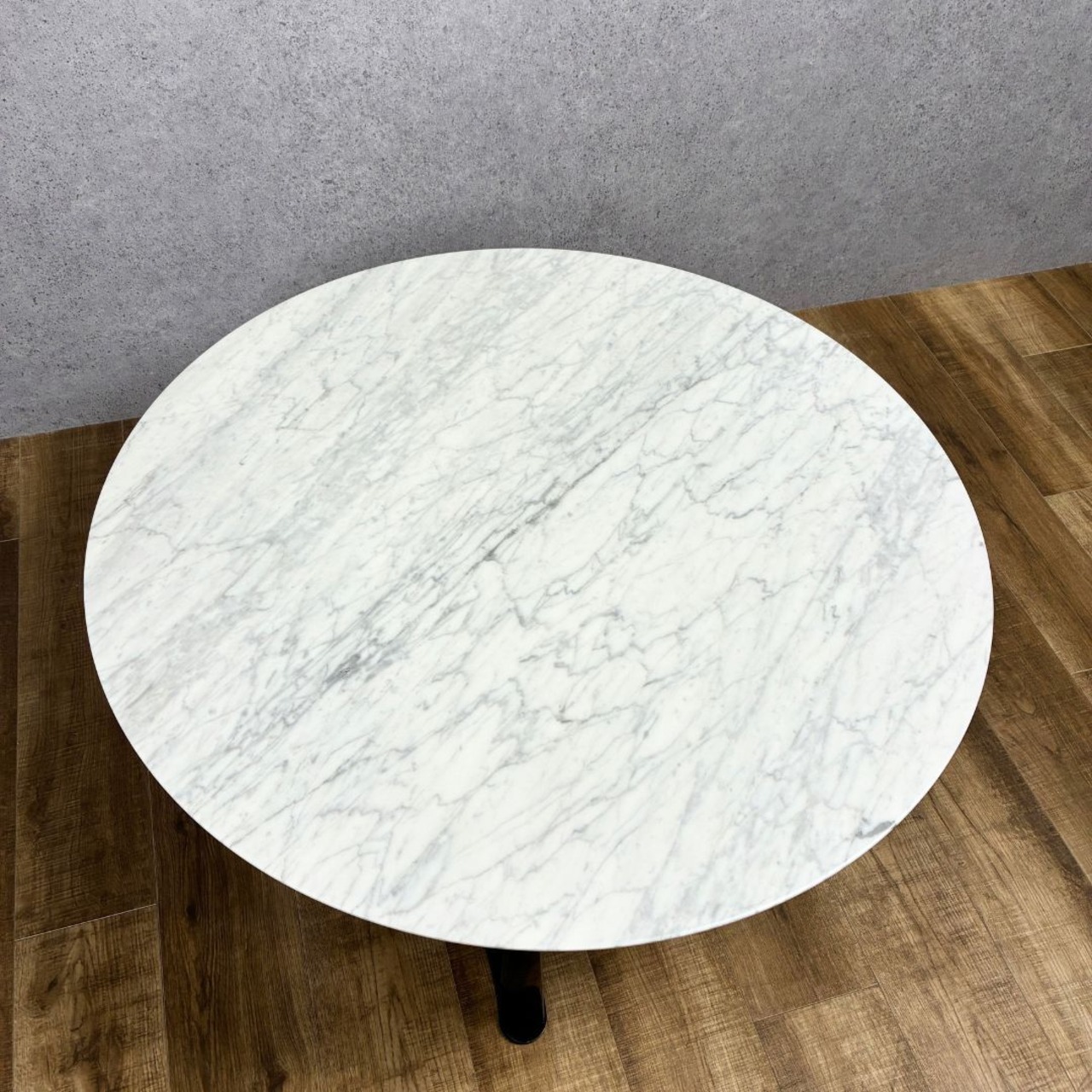 Cassina BOBOLI round low table 476-09 カッシーナ ボボリ ラウンドローテーブル センターテーブル 大理石 デザイナーズ家具 モダン【中古】【250サイズ】