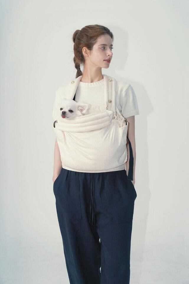 抱っこ紐からうまれた安定感あるペットバッグ(CREAM)