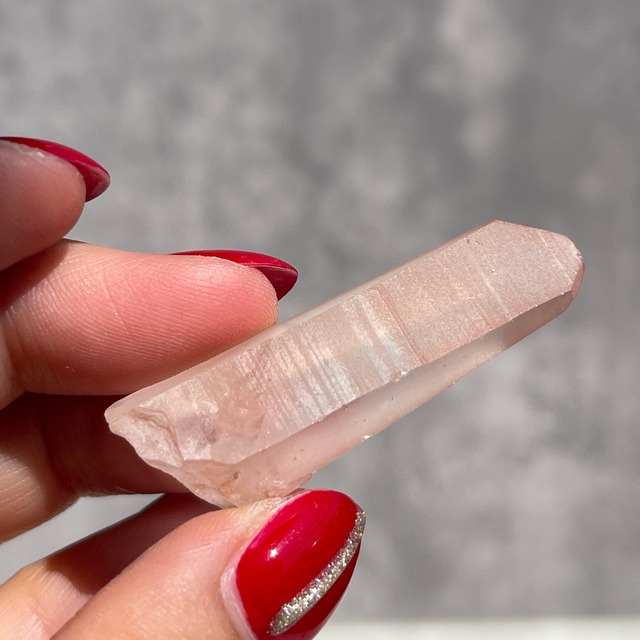 ブラジル・ミナスジェライス州産【ピンクレムリアン】⑬ 鉱物 天然石 パワーストーン