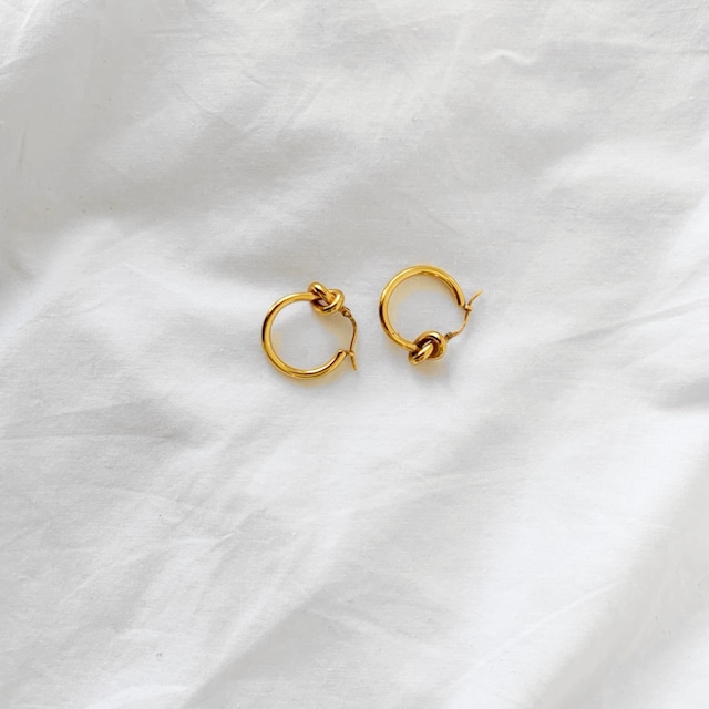 CELINE Gold Earrings