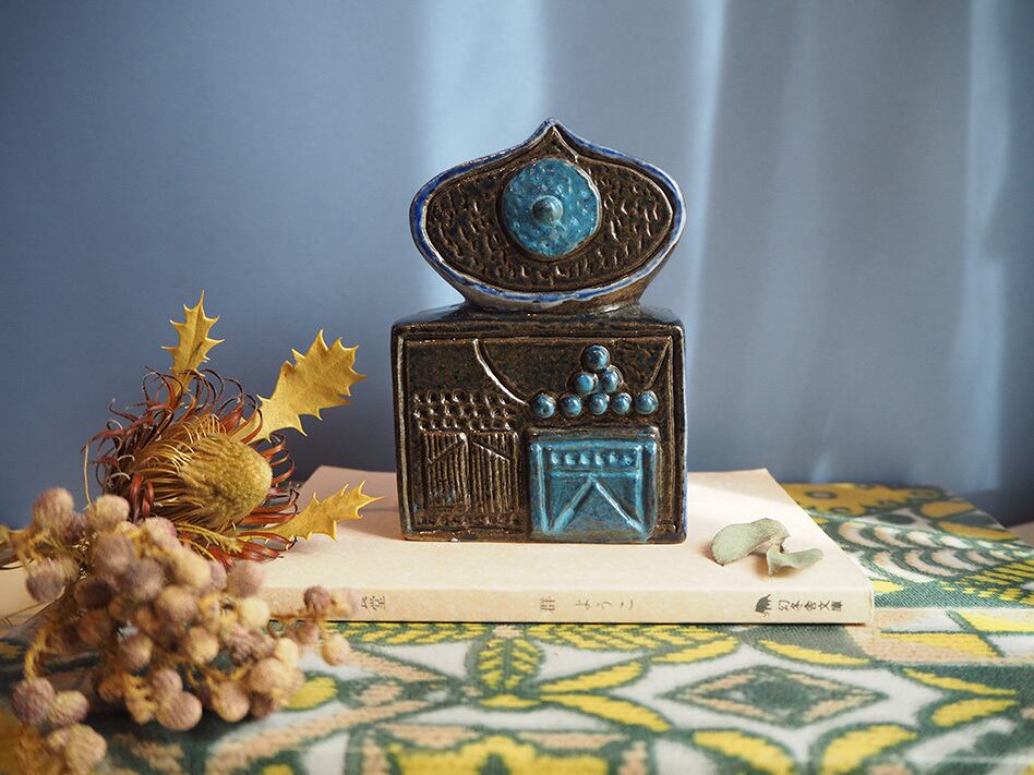 青い小さなお家／陶器の置物／バーティル ヴァリーン／バグダット