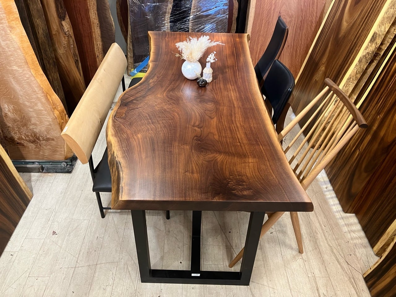 ウォールナット_1950×740-750-870×55_浅草本店_テーブル天板/一枚板