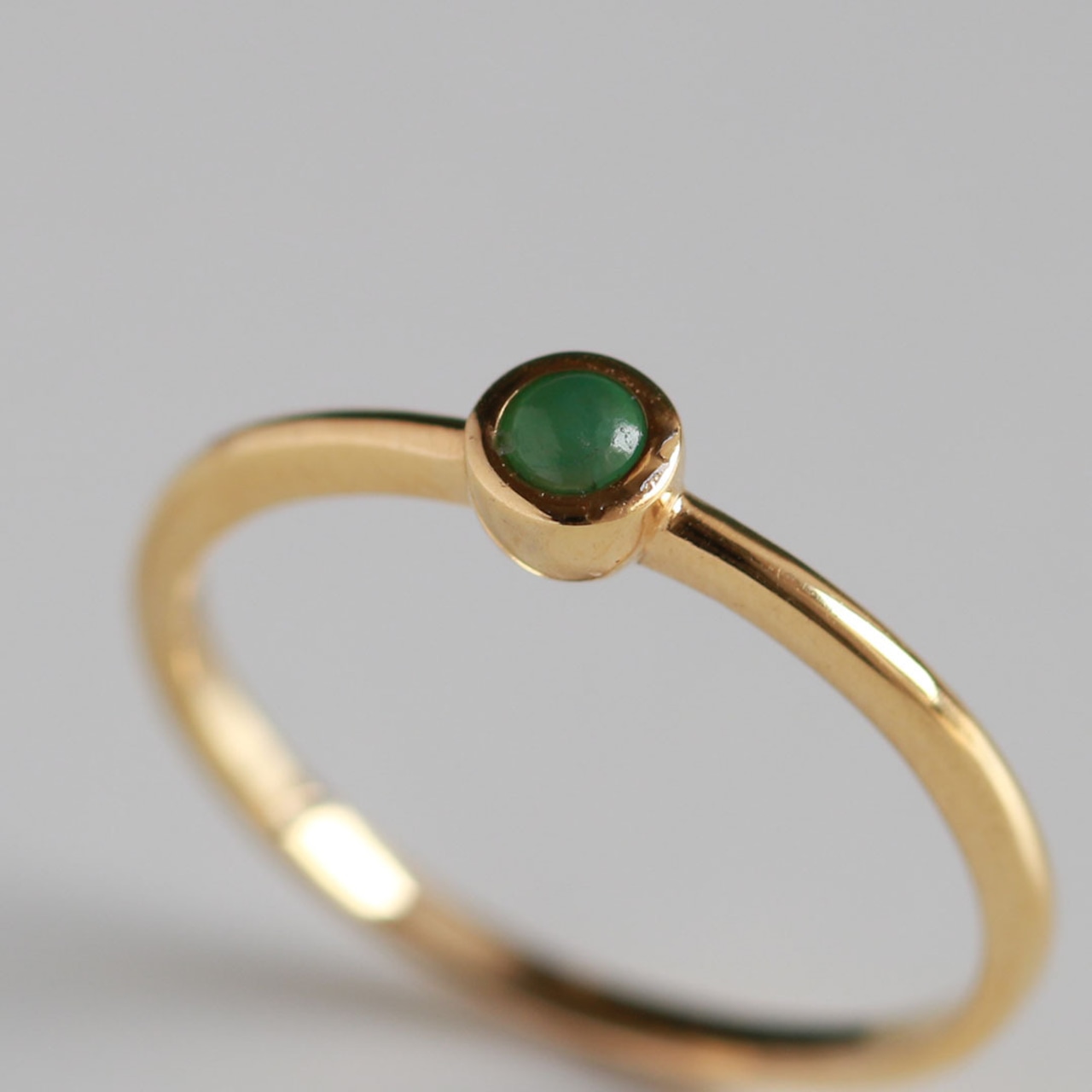 新作！小粒でも存在感！K10YG 一粒翡翠リング A貨翡翠 jd_rg1086