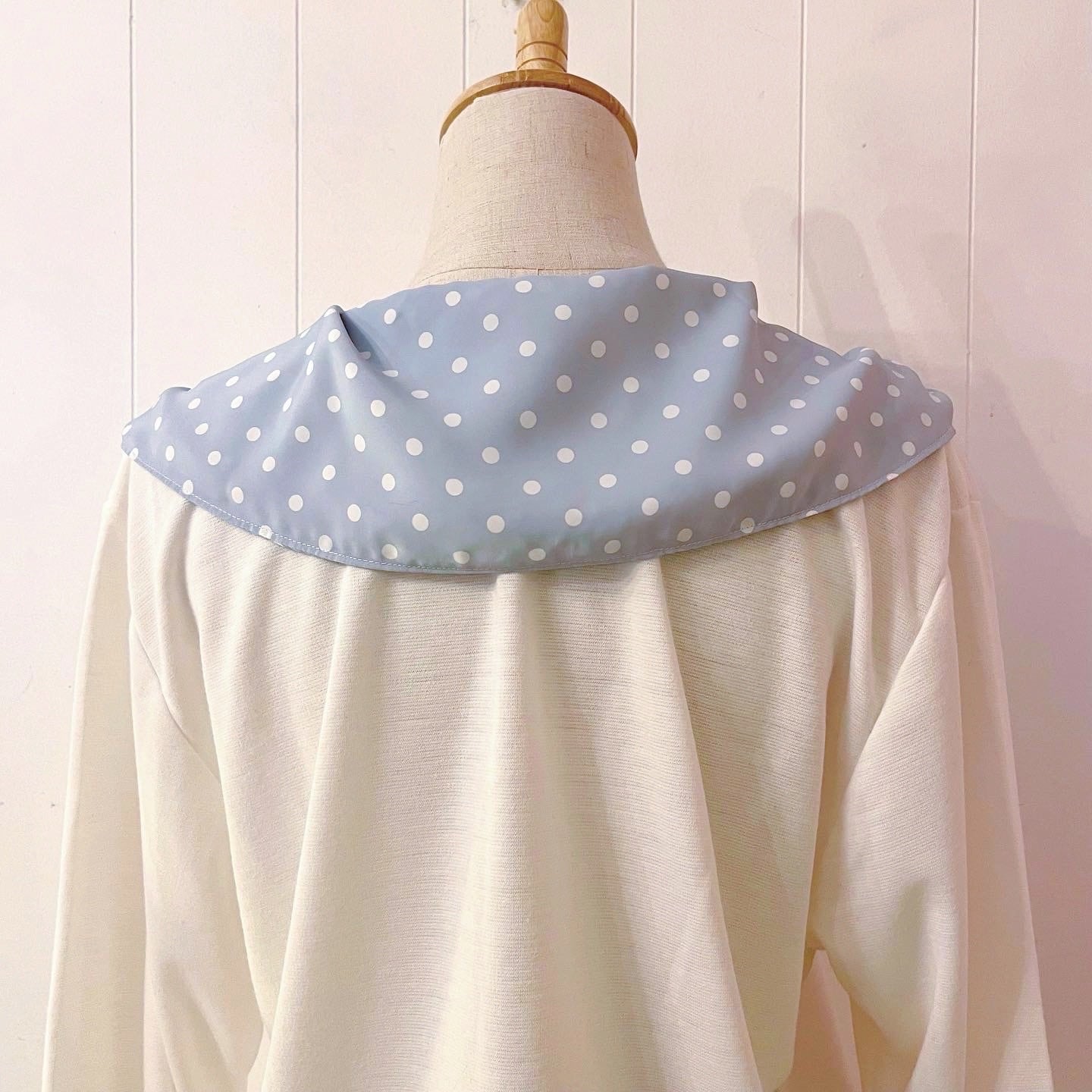light blue dot sailor collar knit po