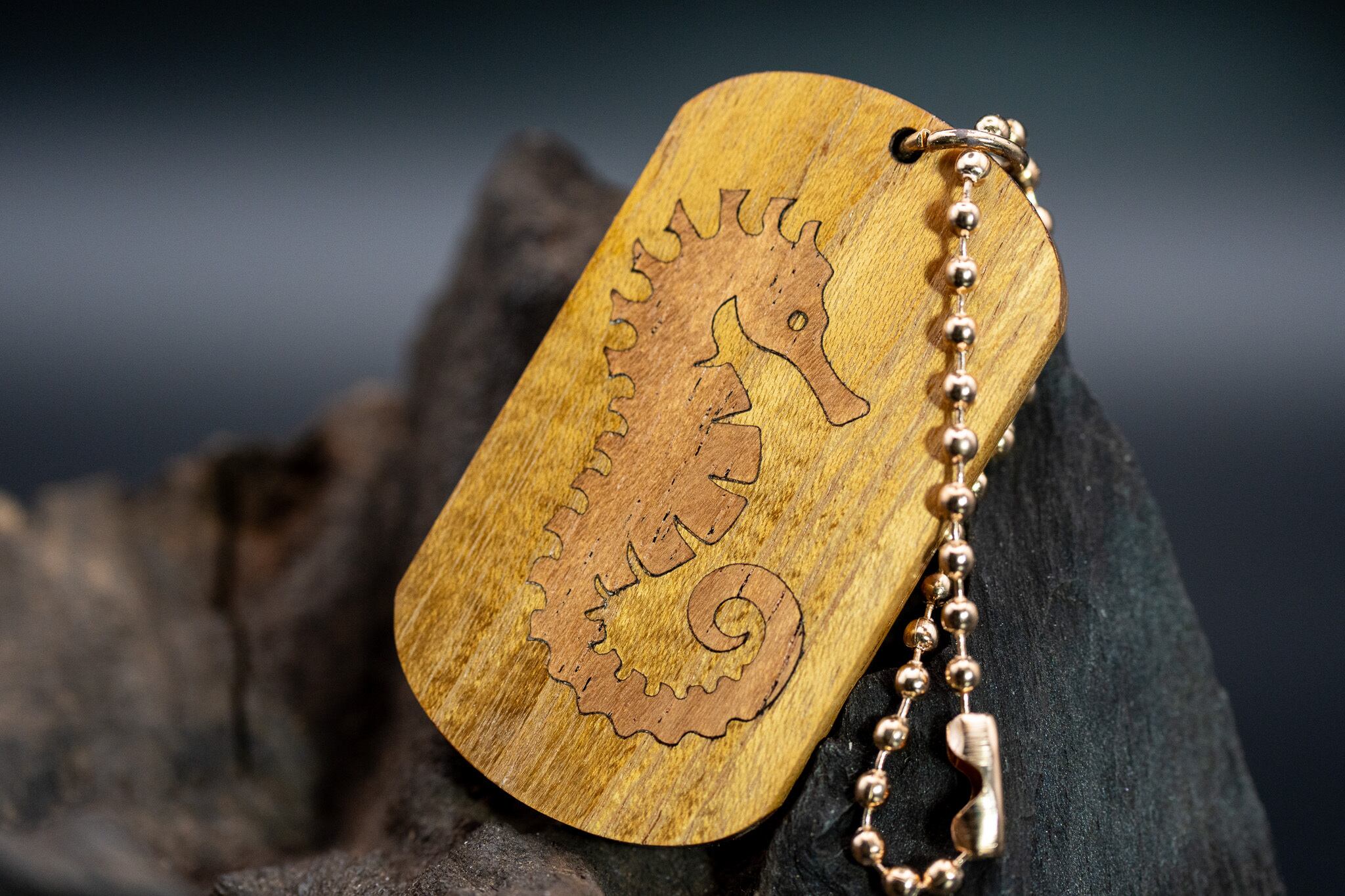 御蔵島産 金桑 | 木軸ペン工房 金杢犀