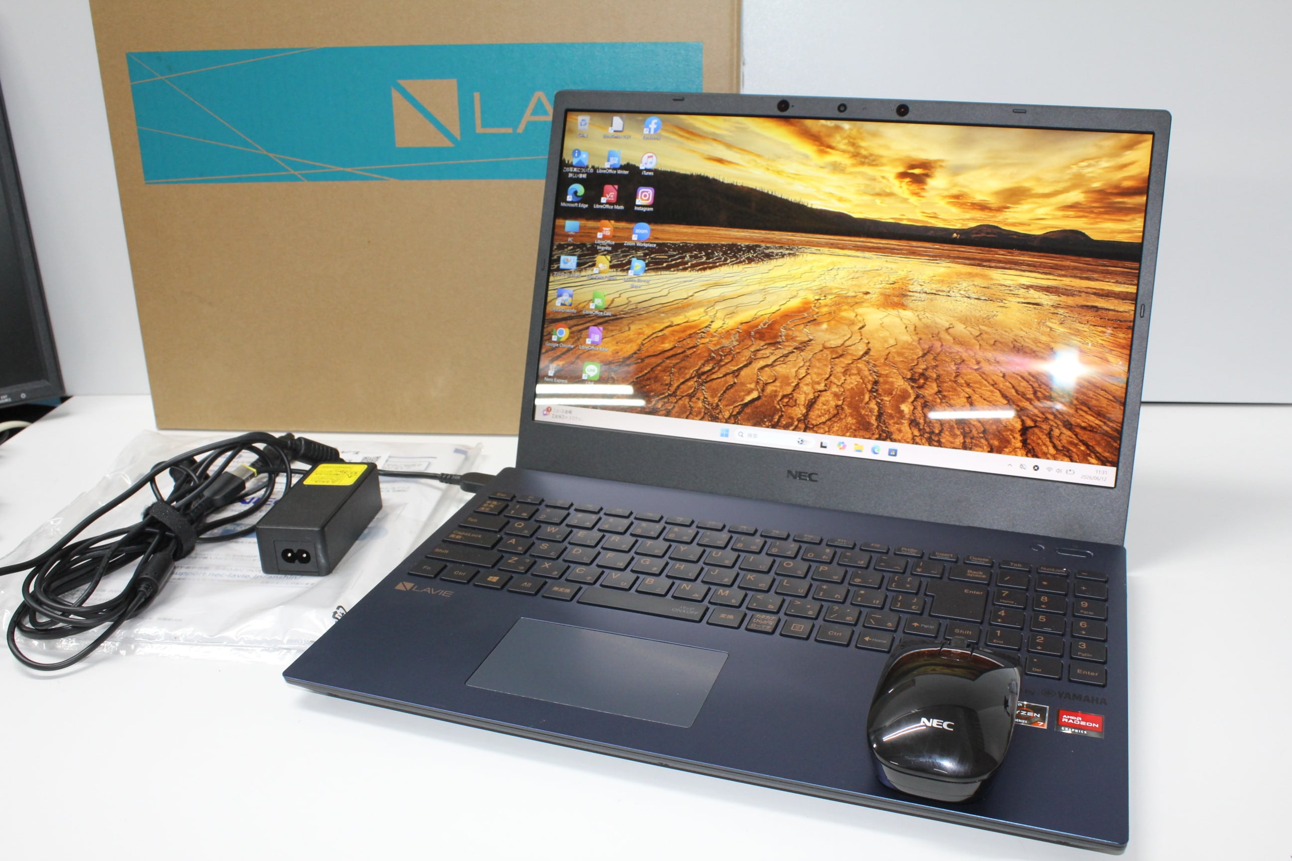 中古ノートPC】NEC〈VersaPro VK23TX-R〉Intel Core i5/SSD240GB