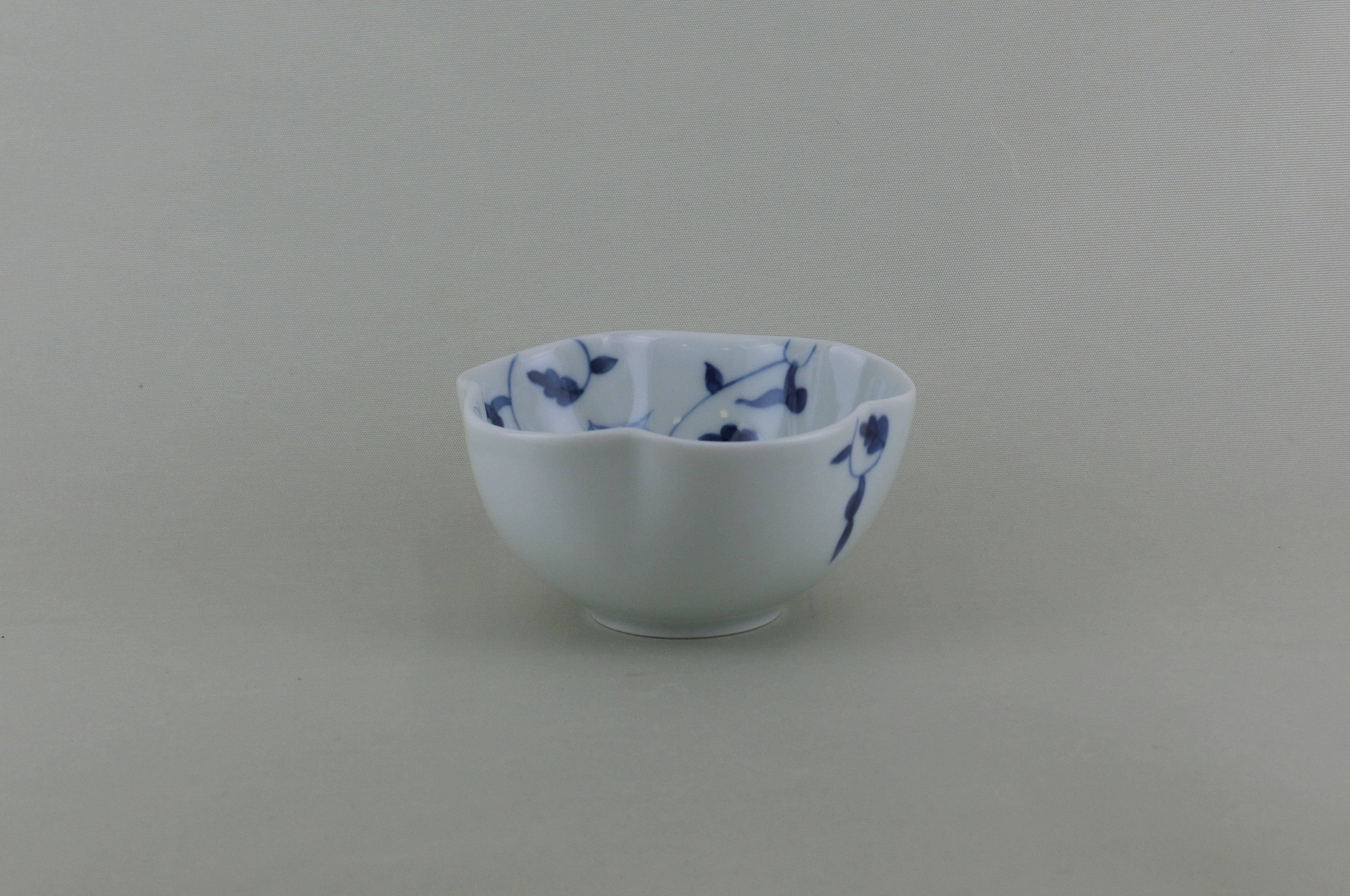 花唐草花型小付