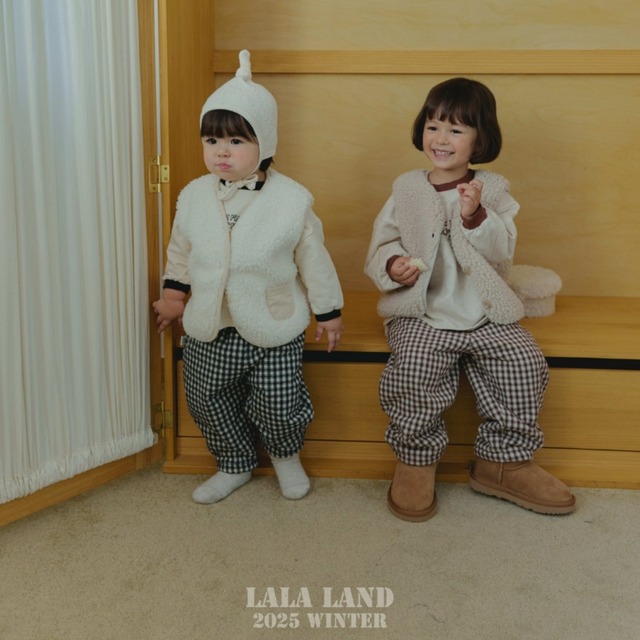 《予約》lala land ¨ bebe) boa fleece vest