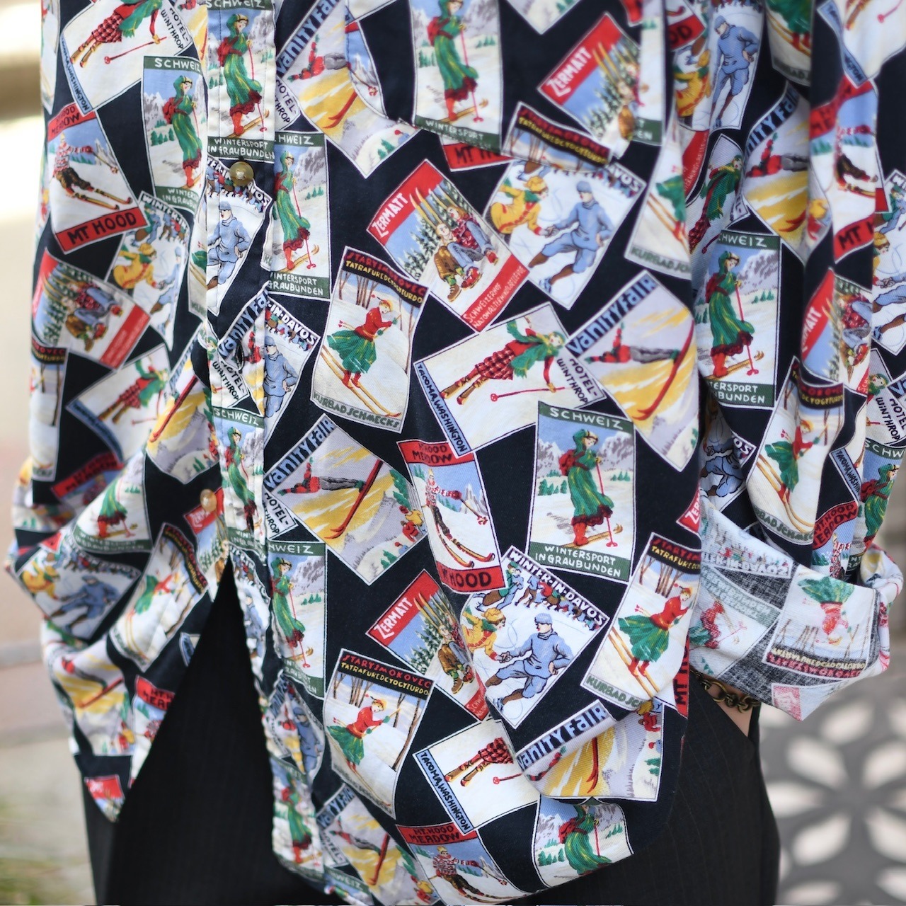 OLD SCHOOL winter sports pattern shirt