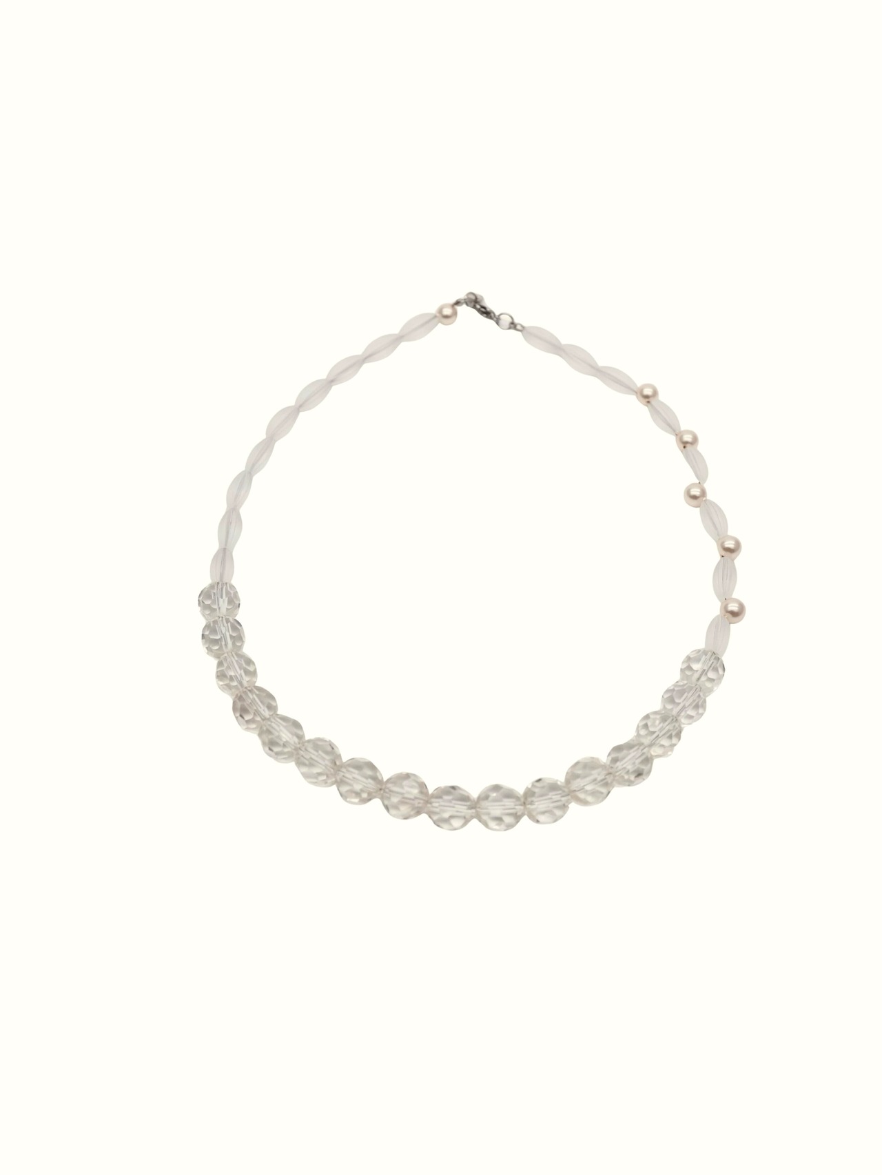 GLASS NECKLACE