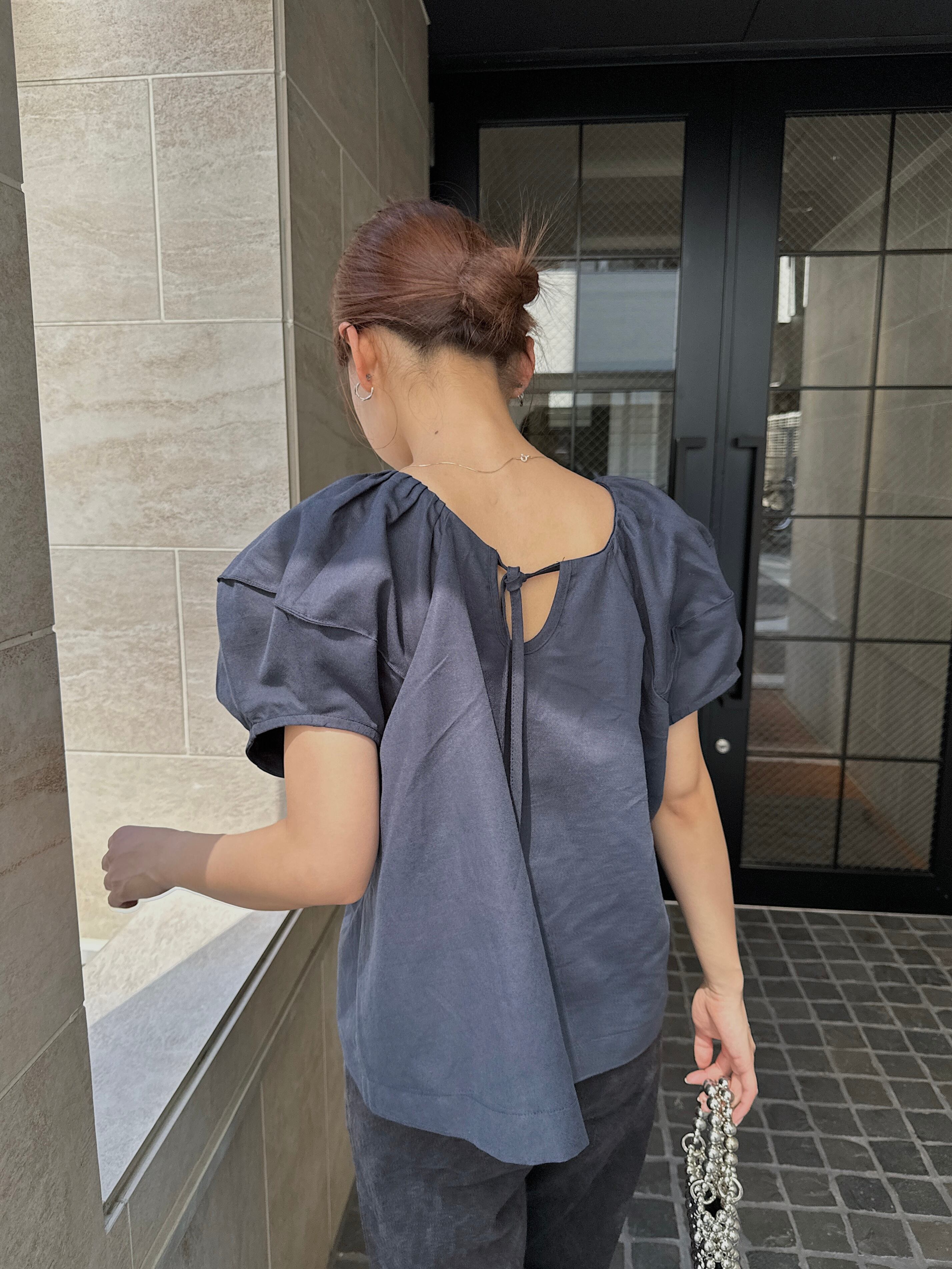 round puffy arm fully gather blouse | nananamoe