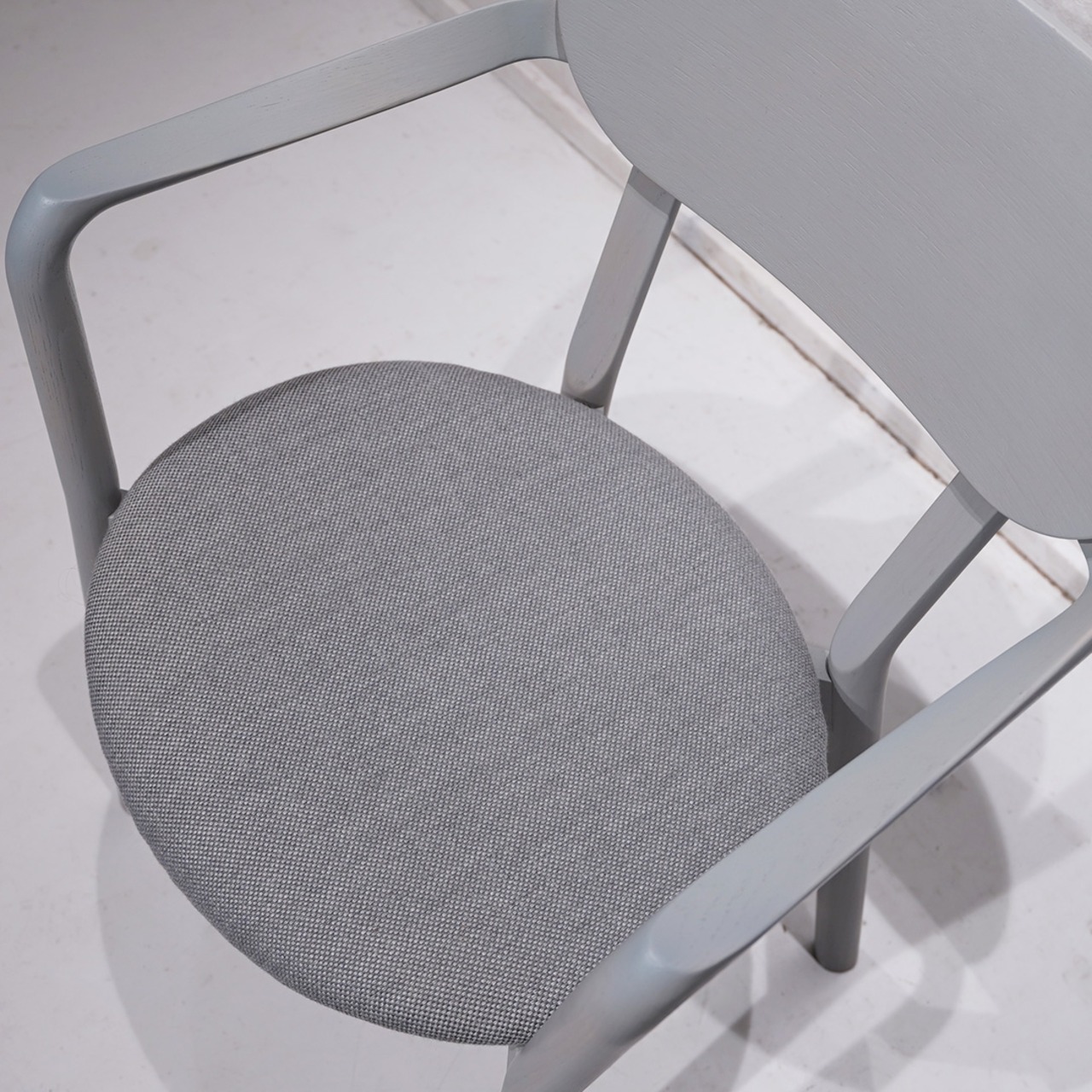 KARIMOKU NEW STANDARD / Castor Armchair Plus Pad / カリモクニュースタンダード キャストール アームチェア モダン デザイナーズ チェア