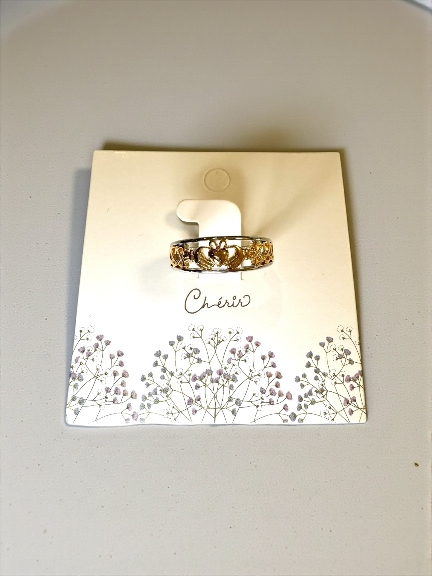 クラダリング Claddagh Ring