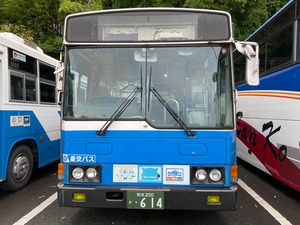 製造番号プレート：熊本200か614号車（産交バス/玉名営業所）
