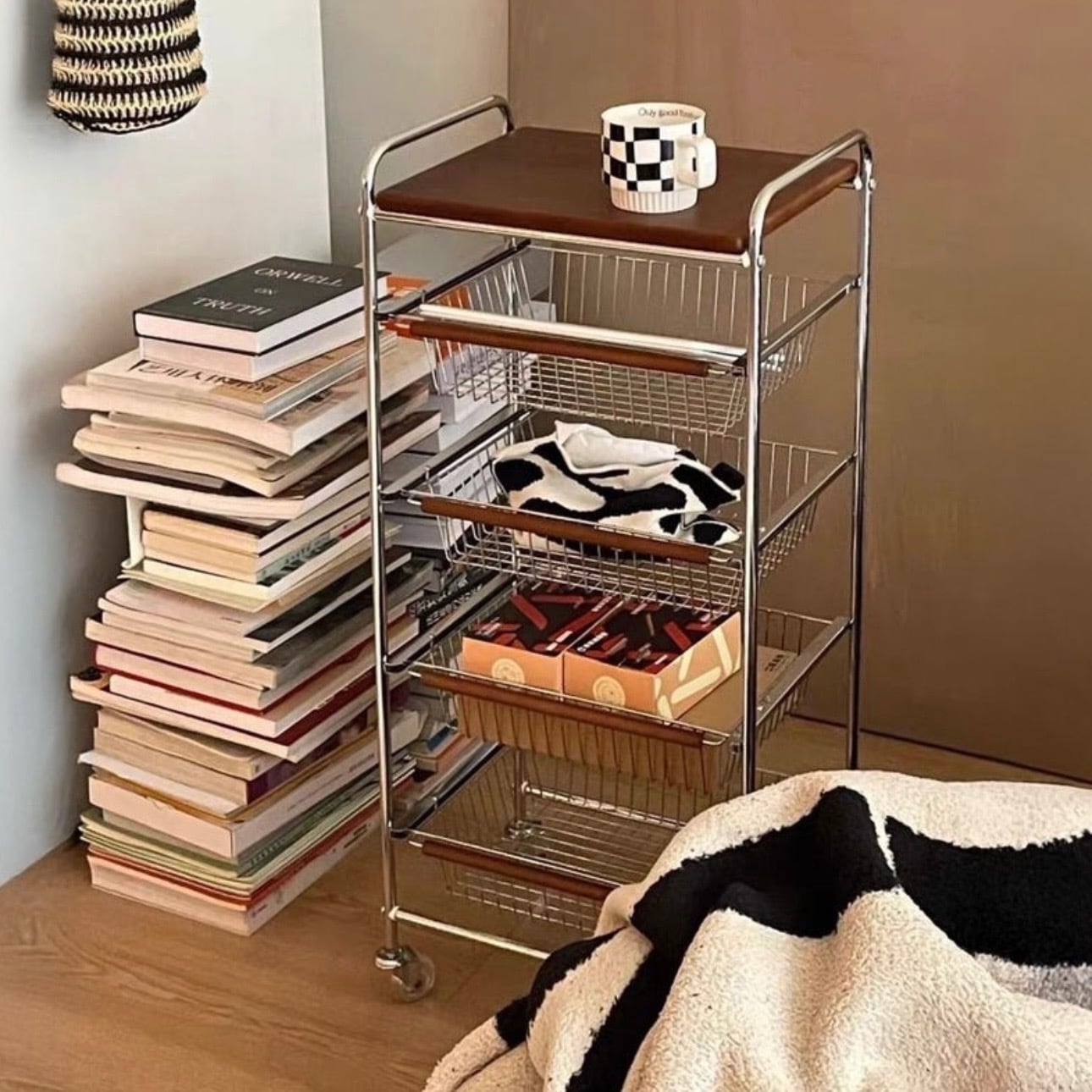 vintage white ribbon wall shelf / ヴィンテージ ホワイト リボン