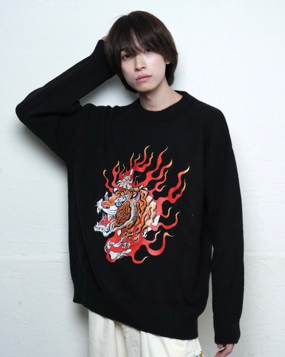 tops | チュウカタベタイ