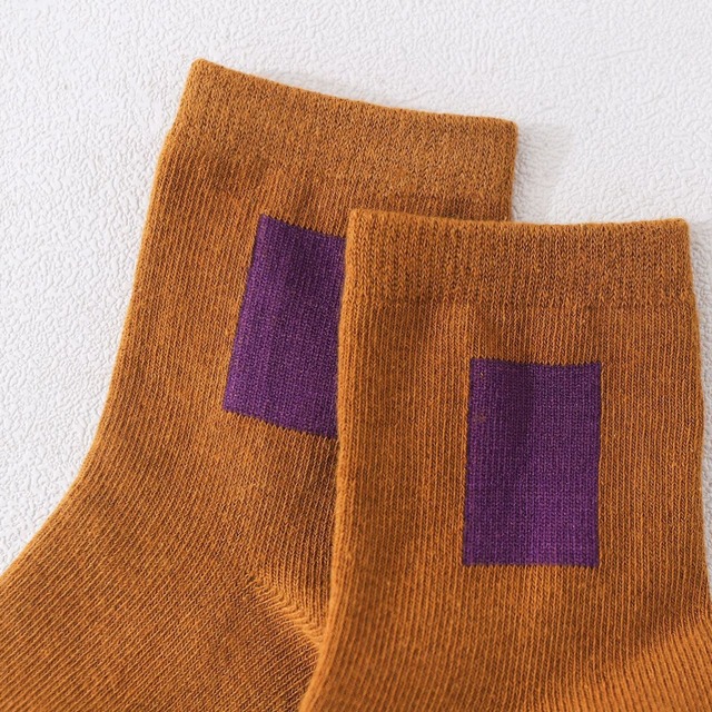 【即納】シンプルなワンポイントのクルーソックス 5足セット