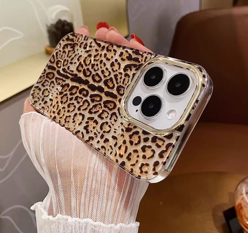 レオパード iPhone15 Pro Maxケース かわいい iPhone15Proケース